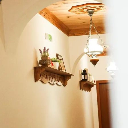 Guest house 4 Since 1950 Gjirokaster